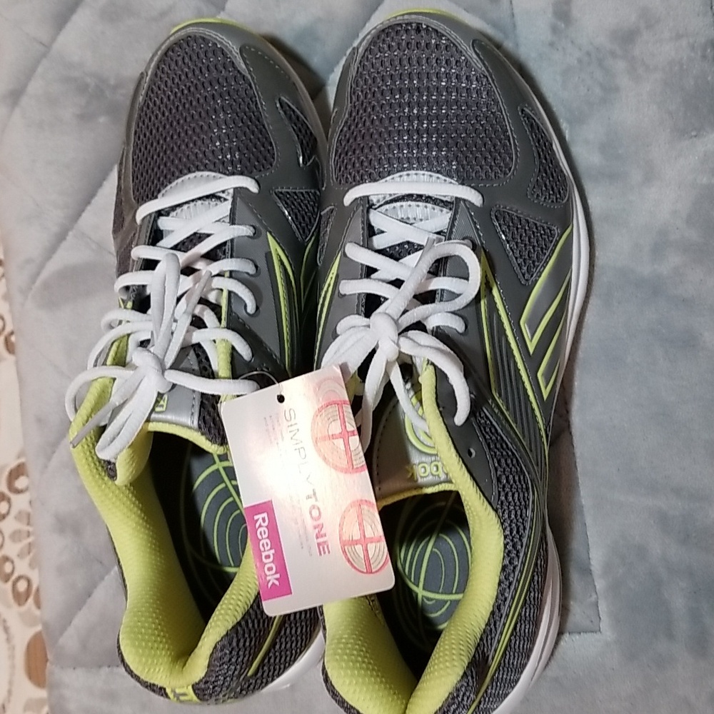 Womens sneakers